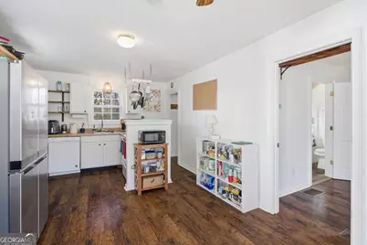 42 S Hunter Street, Senoia, GA 30276 - Photo 31