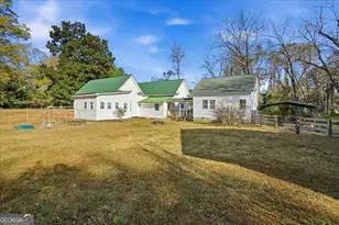 42 S Hunter St, Senoia, GA 30276 - Photo 51