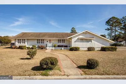 402 Preston Street, Waycross, GA 31501 - Photo 1