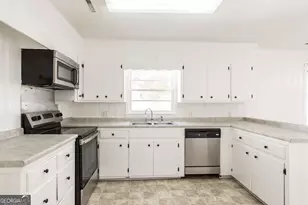 406 Preston St, Waycross, GA 31501 - Photo 5