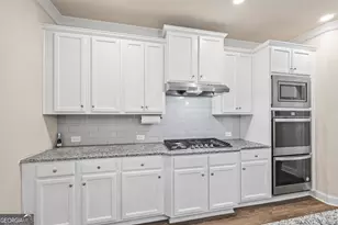 3781 Franks Wy, Loganville, GA 30052 - Photo 3