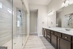 3781 Franks Wy, Loganville, GA 30052 - Photo 5