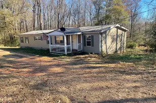 807 Sunflower Dr, Hartwell, GA 30643 - Photo 1