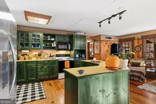 208 Bullen Gap Rd, Blue Ridge, GA 30513 - Photo 11