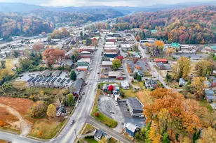 25 Valley St, Clayton, GA 30525 - Photo 3