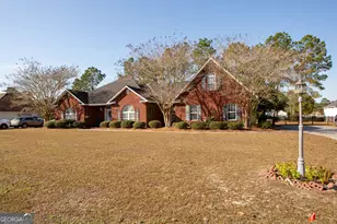 851 Carriage Ln, Waycross, GA 31503 - Photo 3