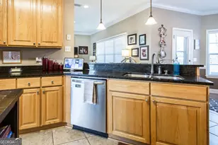 851 Carriage Ln, Waycross, GA 31503 - Photo 11