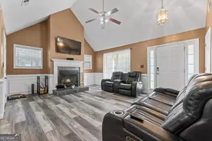 305 Liberty Bell Ln, Griffin, GA 30224 - Photo 7