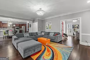 2349 Meadow Isle Ln, Lawrenceville, GA 30043 - Photo 11