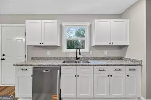 317 Lee St, Perry, GA 31069 - Photo 9