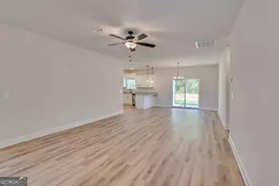 190 Foxridge Ct, Metter, GA 30439 - Photo 13