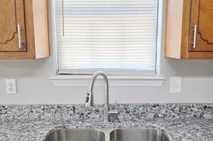 1005 Park Pl Ln, Jonesboro, GA 30236 - Photo 5