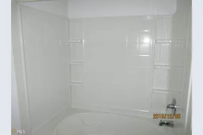 2296 Strathmoor Manor Drive, Lithonia, GA 30058 - Photo 11