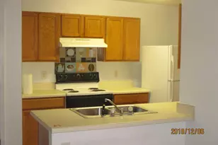 2296 Strathmoor Manor Dr, Lithonia, GA 30058 - Photo 7