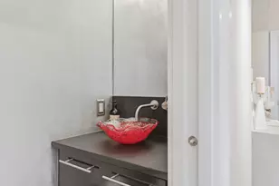 300 Bull St, Savannah, GA 31401 - Photo 41