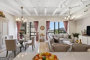 300 Bull St, Savannah, GA 31401 - Photo 15