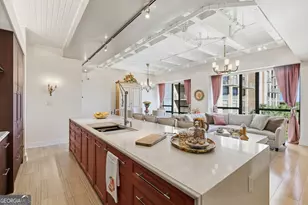 300 Bull St, Savannah, GA 31401 - Photo 27