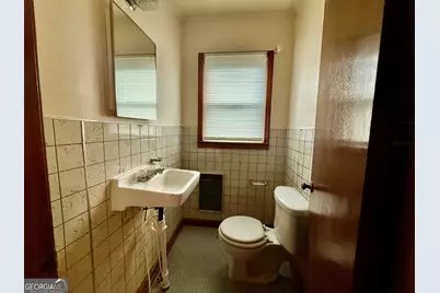 403 Calhoun Street, Swainsboro, GA 30401 - Photo 17