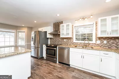 2820 Spring Ridge Circle, Snellville, GA 30039 - Photo 7