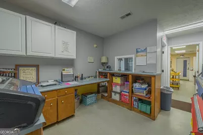 61 Grizzle Street, Royston, GA 30662 - Photo 11