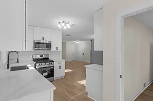 8228 Lullwater Ct, Jonesboro, GA 30236 - Photo 11