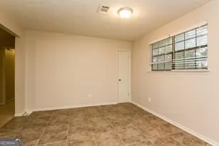 5845 S Quail Dr, Douglasville, GA 30135 - Photo 9