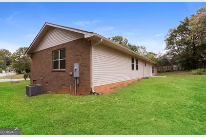 1677 Pheasant Drive, Jonesboro, GA 30238 - Photo 15