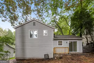 819 Martin Rd, Stone Mountain, GA 30088 - Photo 15