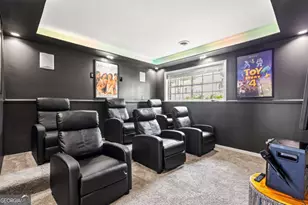 1063 Pine Mountain Dr, Forest Park, GA 30297 - Photo 11