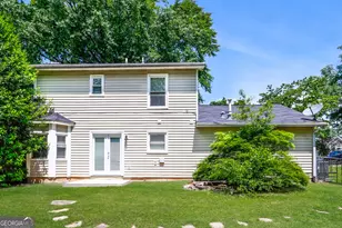 3618 Chinaberry Ln, Snellville, GA 30039 - Photo 15