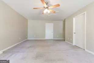 3618 Chinaberry Ln, Snellville, GA 30039 - Photo 7