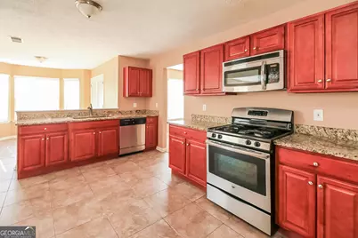 2095 Sugar Creek Falls Court SE, Atlanta, GA 30316 - Photo 5