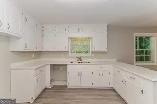 3080 Chippewa Dr, Rex, GA 30273 - Photo 3