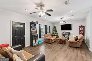 255 Spell Landing Rd, Hortense, GA 31543 - Photo 5