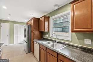 108 Woodsdale Dr, Warner Robins, GA 31088 - Photo 13