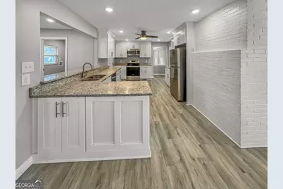 150 Georgia Avenue, Barnesville, GA 30204 - Photo 11