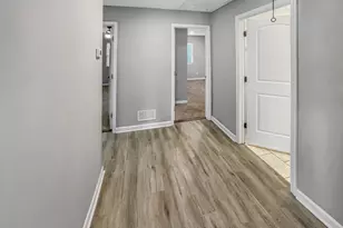 150 Georgia Ave, Barnesville, GA 30204 - Photo 17