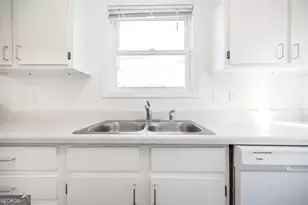 338 Monroe St, Macon, GA 31201 - Photo 13