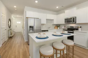 2062 Crossing Rd, Stone Mountain, GA 30088 - Photo 11