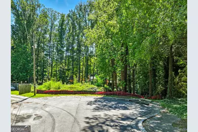 1034 Redwood Court, Norcross, GA 30093 - Photo 13