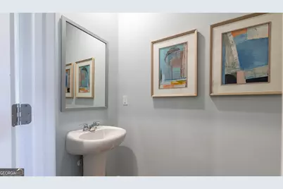 2072 Crossing Road, Stone Mountain, GA 30088 - Photo 11