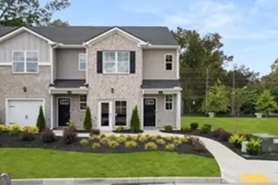 2072 Crossing Rd, Stone Mountain, GA 30088 - Photo 5