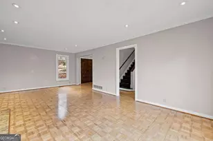 2710 Margaret Mitchell Dr NW, Atlanta, GA 30327 - Photo 9