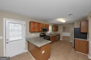 358 Ermines Way, McDonough, GA 30253 - Photo 9