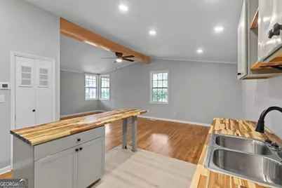 1021 Hillside Drive, Valdosta, GA 31601 - Photo 9