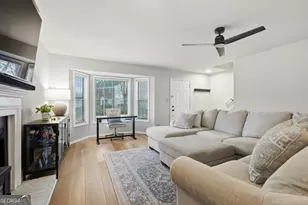 645 Anderson Walk, Marietta, GA 30062 - Photo 5