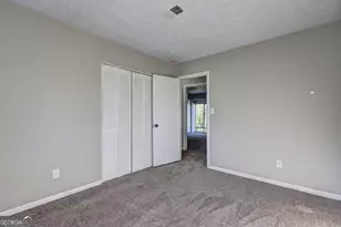 288 Country Club Dr, Jonesboro, GA 30238 - Photo 11