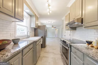 309 Betty Jo Drive, Valdosta, GA 31602 - Photo 13