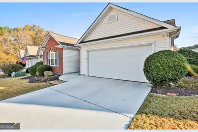 504 Clearwater Cove, Peachtree City, GA 30269 - Photo 3