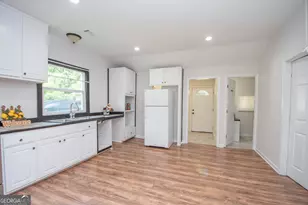 105 Poplar St, Hogansville, GA 30230 - Photo 17